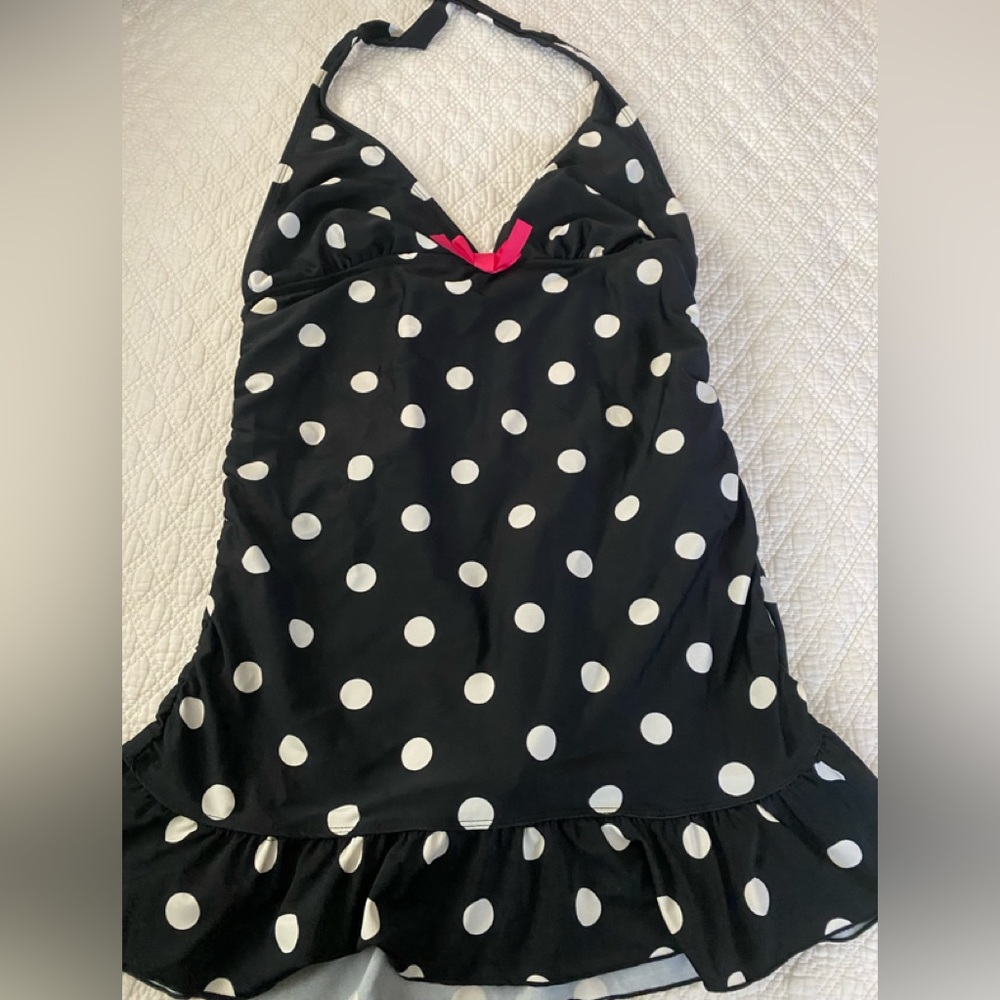 VENUS Black and White Polka Dot One-Piece Swimsuit with Pink Accent